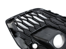 Gloss Black Honeycomb Front Fog Light Grille Cover For AUDI Q5 SQ5 2021-2025