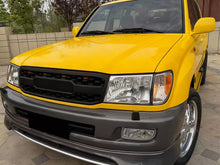 Black Front Bumper Upper Grille w/ LED Light Fit For 1998-2006 Toyota Land Crusier LC100